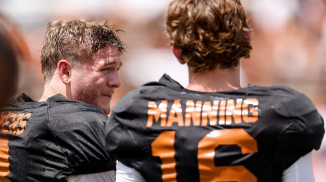 Quinn Ewers talks to Arch Manning at the Texas Longhorns spring game.