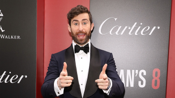 Scott Rogowsky, The Former Host Of HQ Trivia, Accuses The NFL Of Ripping Him Off