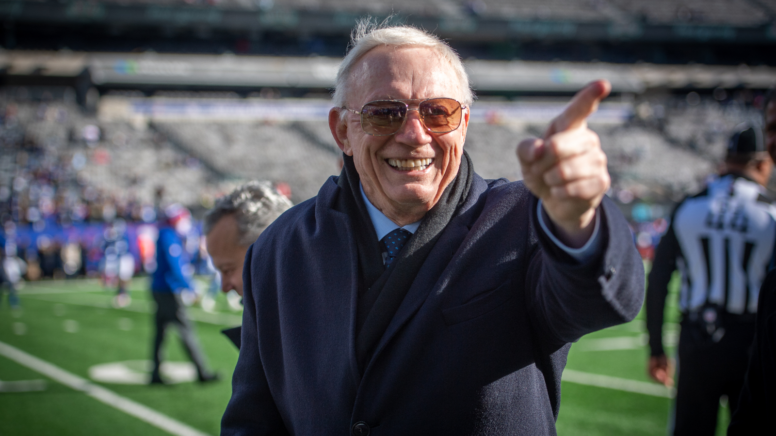 Dallas Cowboys' Jerry Jones appears to have no idea who Tampa Bay star is  before playoff game 