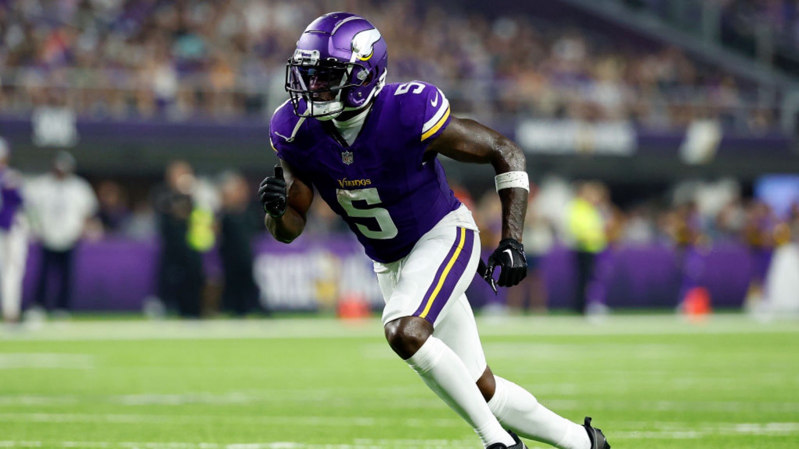 It finally happens: Eagles trade WR Jalen Reagor to Vikings 