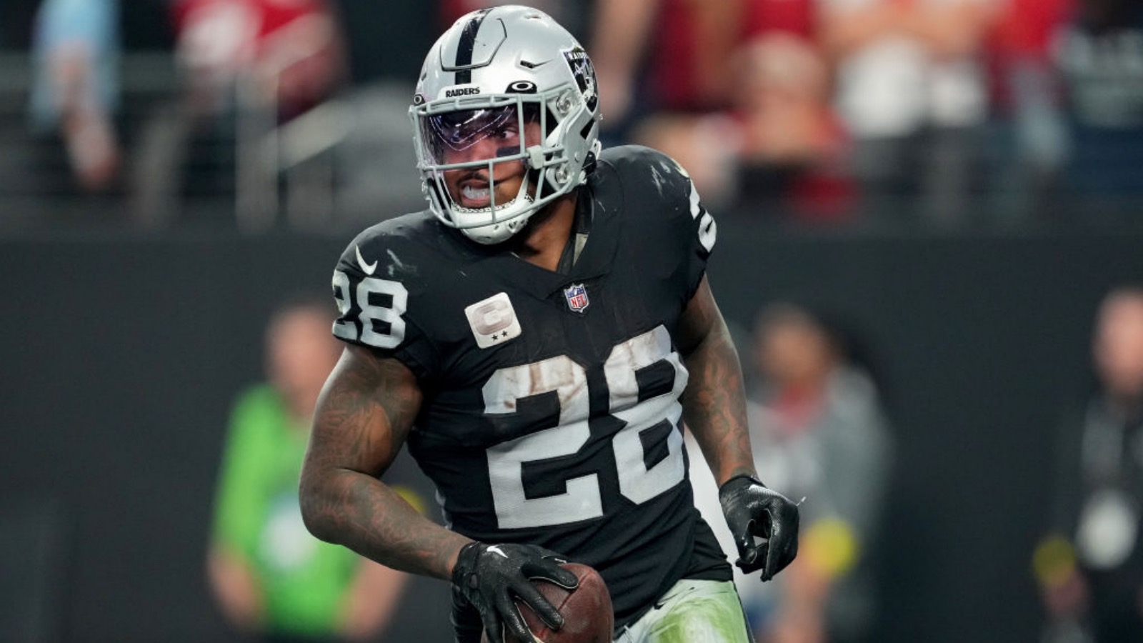 Wild Wild AFC West: Raiders ride into playoffs as Jacobs wears