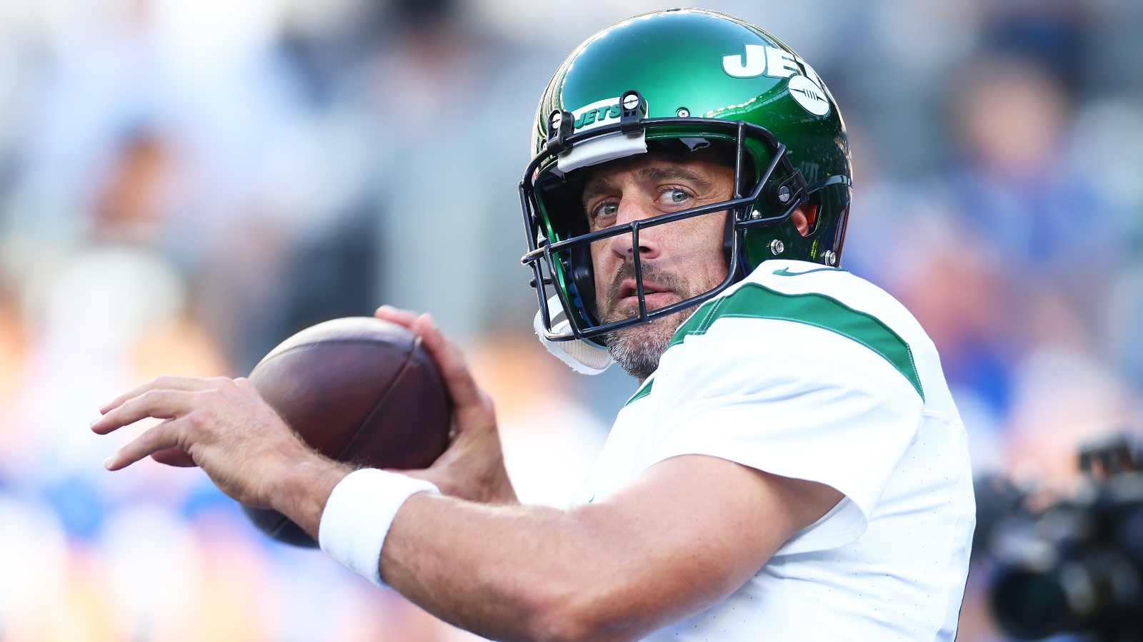 Bar in Wisconsin picking up tabs if Aaron Rodgers & New York Jets lose