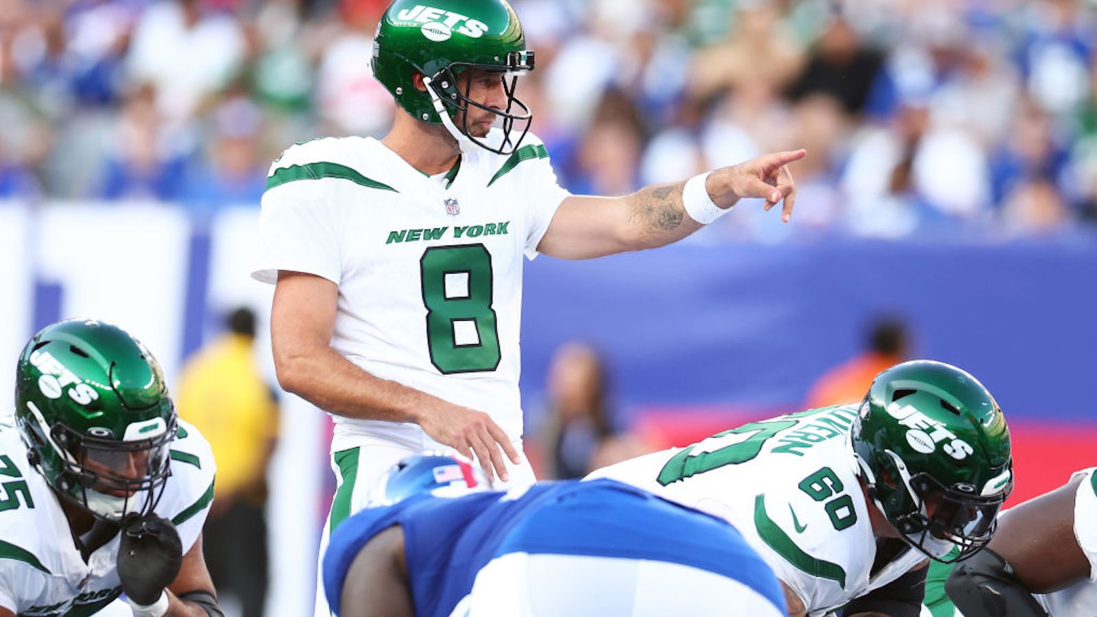 Aaron Rodgers Trash Talking with Giants During Preseason Game