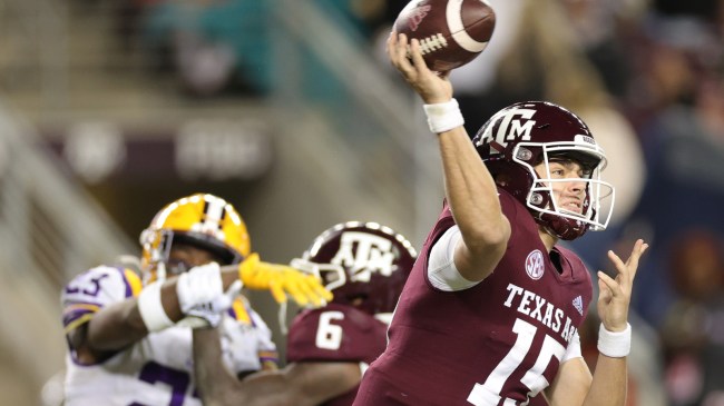 QB Conner Weigman throws a pass in a game between Texas A&M and LSU.