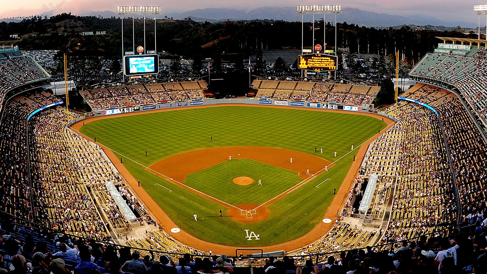 See Dodger Stadium amazing before (flooded) and after (sunny