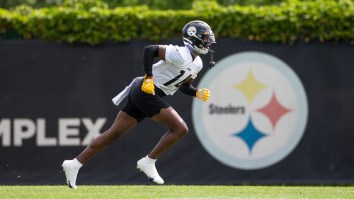 Insane One-Handed Catch By George Pickens Has Steelers Fans Salivating