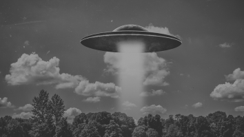 Former Navy Pilot Says Congressional Testimony About UFOs Is Just ‘The Tip Of The Iceberg’