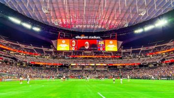 Barcelona And A.C. Milan Light Up Las Vegas In Final Soccer Champions Tour Stop