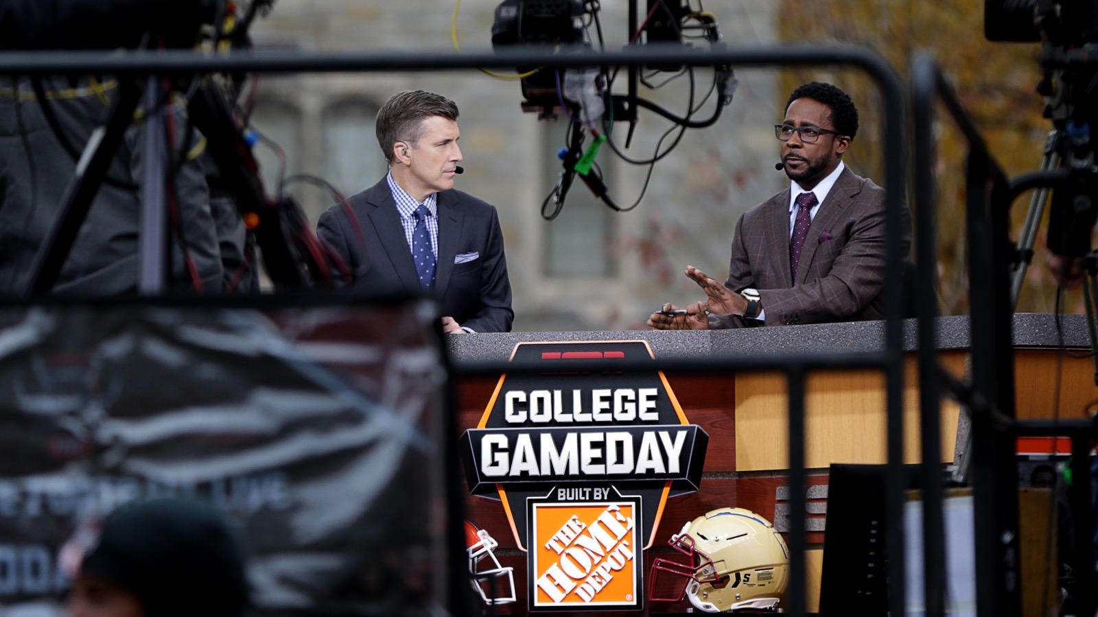 Vince Vaughn Drops Movie References During 'College Game Day' Picks