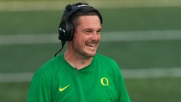 Oregon Coach Dan Lanning Tears Into Colorado’s Deion Sanders During Halftime Interview