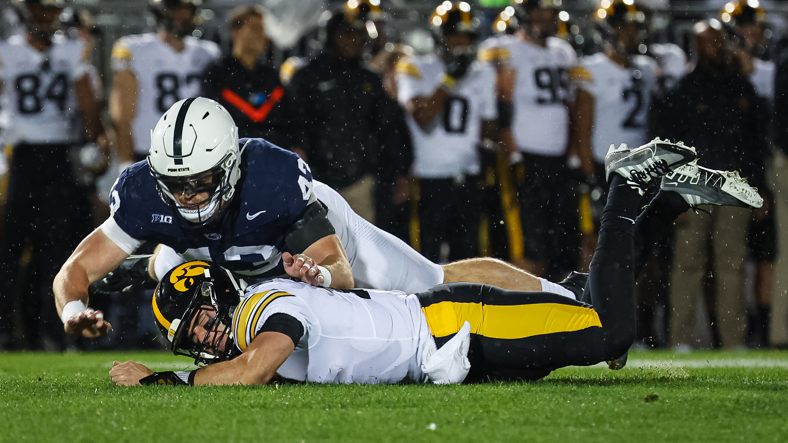 Penn State Nittany Lions shut out Iowa Hawkeyes in White Out game