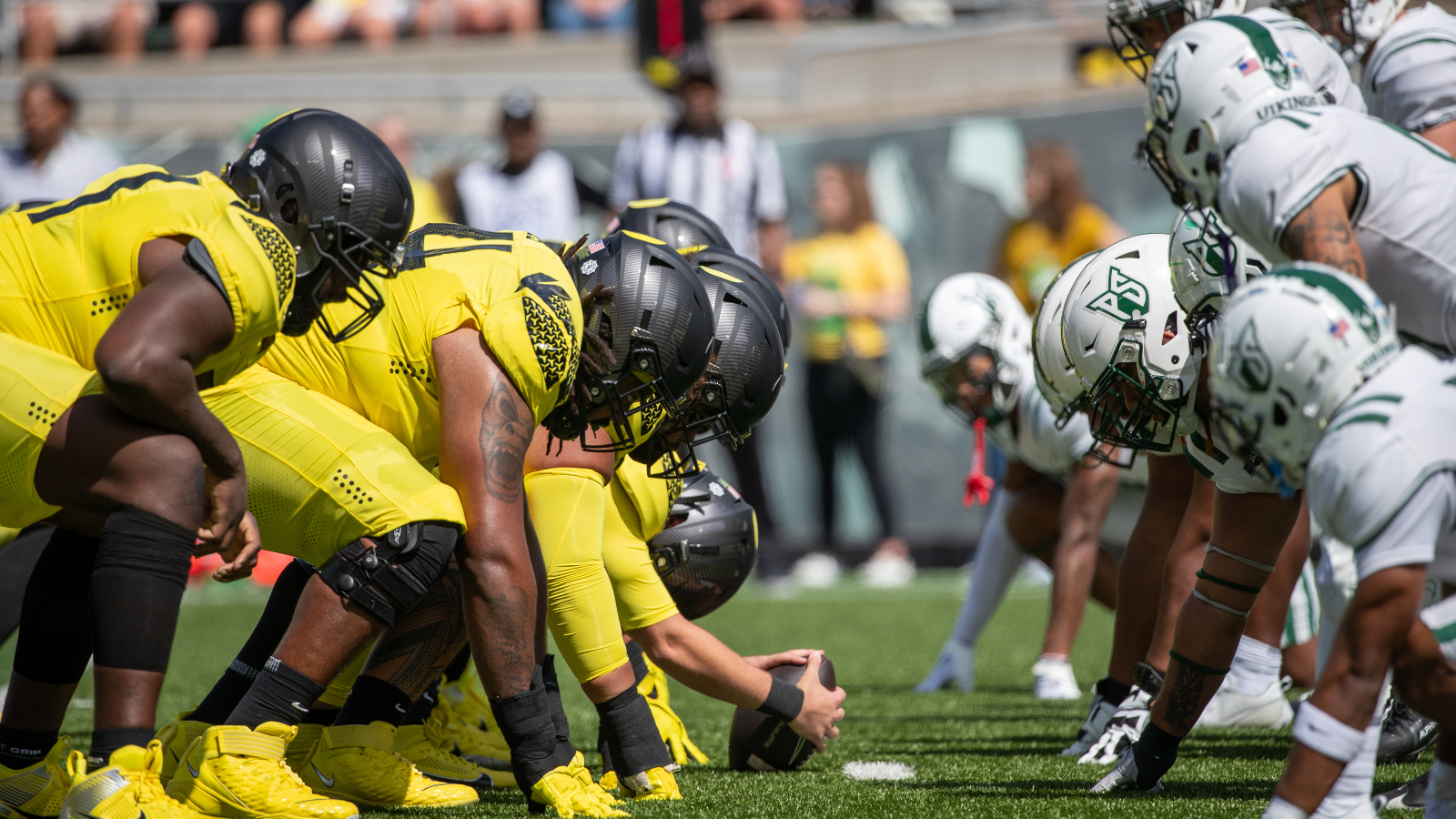 Oregon makes easy work of Portland State in 81-7 win