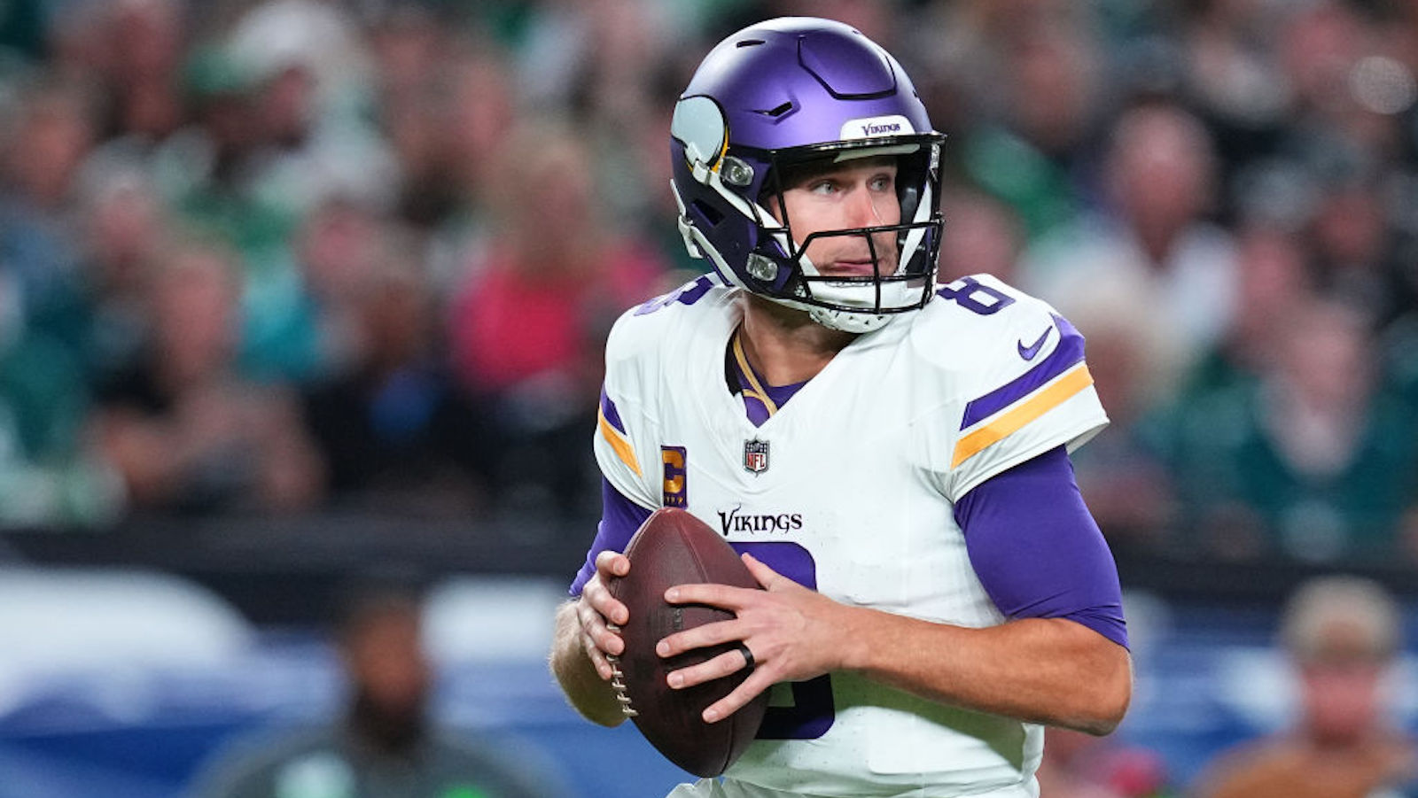 Vikings finale? Cousins, on expiring deal, not going there