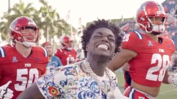 Kodak Black Struggles To Keep Pants On While Surprising FAU Football For Electric Tunnel Run