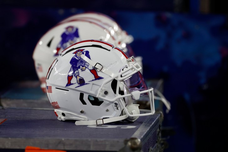 New England Patriots Patriots retro Pat Patriot helmets