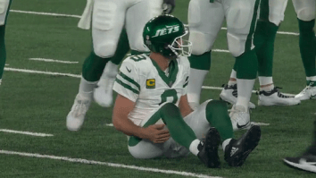 Ex-NFL Doc Reacts To Worrying Aaron Rodgers Injury, Fears It Could Be Really Bad