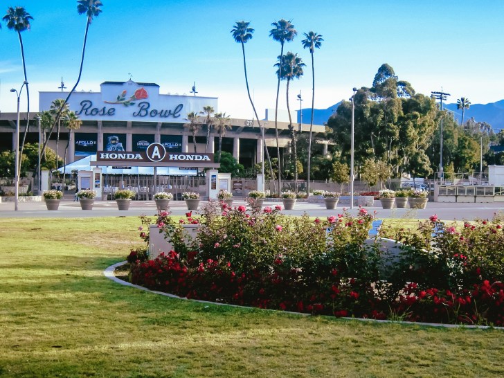 Exterior of the Rose Bowl stadium in LA.