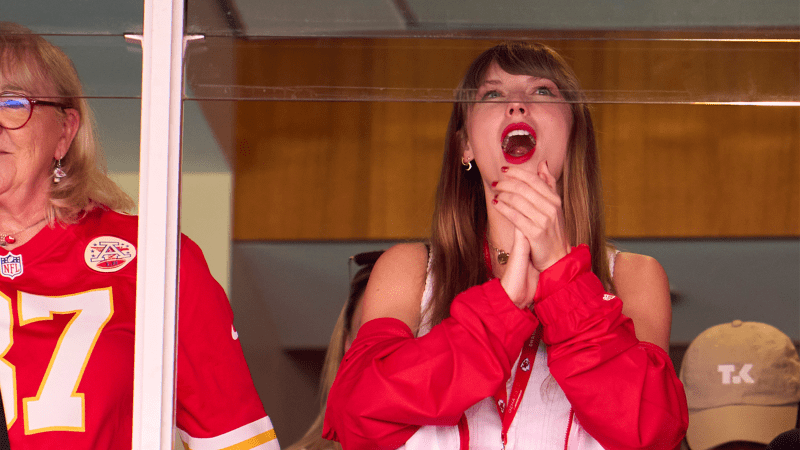 Patrick Mahomes Reveals How Casually Travis Kelce Told Him Taylor Swift Was Coming To The Game