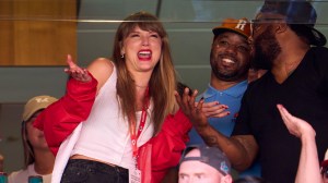 Taylor Swift Travis Kelce Swifties Fans Understand Football Learn