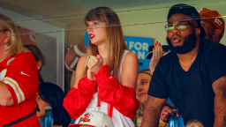 Activists Want Taylor Swift To Protest Chiefs’ ‘Racist’ Tomahawk Chop Celebration