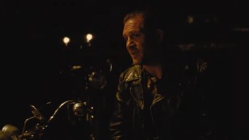 Tom Hardy Returns To Real Acting, Does A Silly Voice In Trailer For ‘The Bikeriders’ – Austin Butler, Michael Shannon Also Star