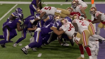 49ers’ Fred Warner Stops ‘Tush Push’ By Jumping Over Offensive Line, May Have Been Inspired By High School Player