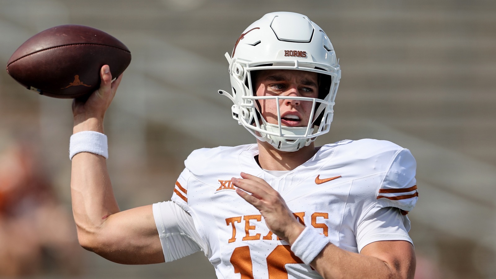 Texas football has Ewers as its starter but is Arch really that fast?