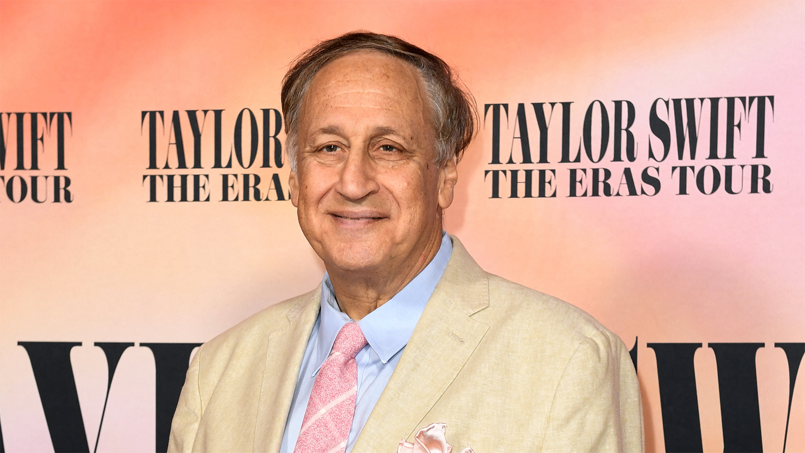 AMC Theatres CEO Was Victim Of Catfishing, Blackmail Plot