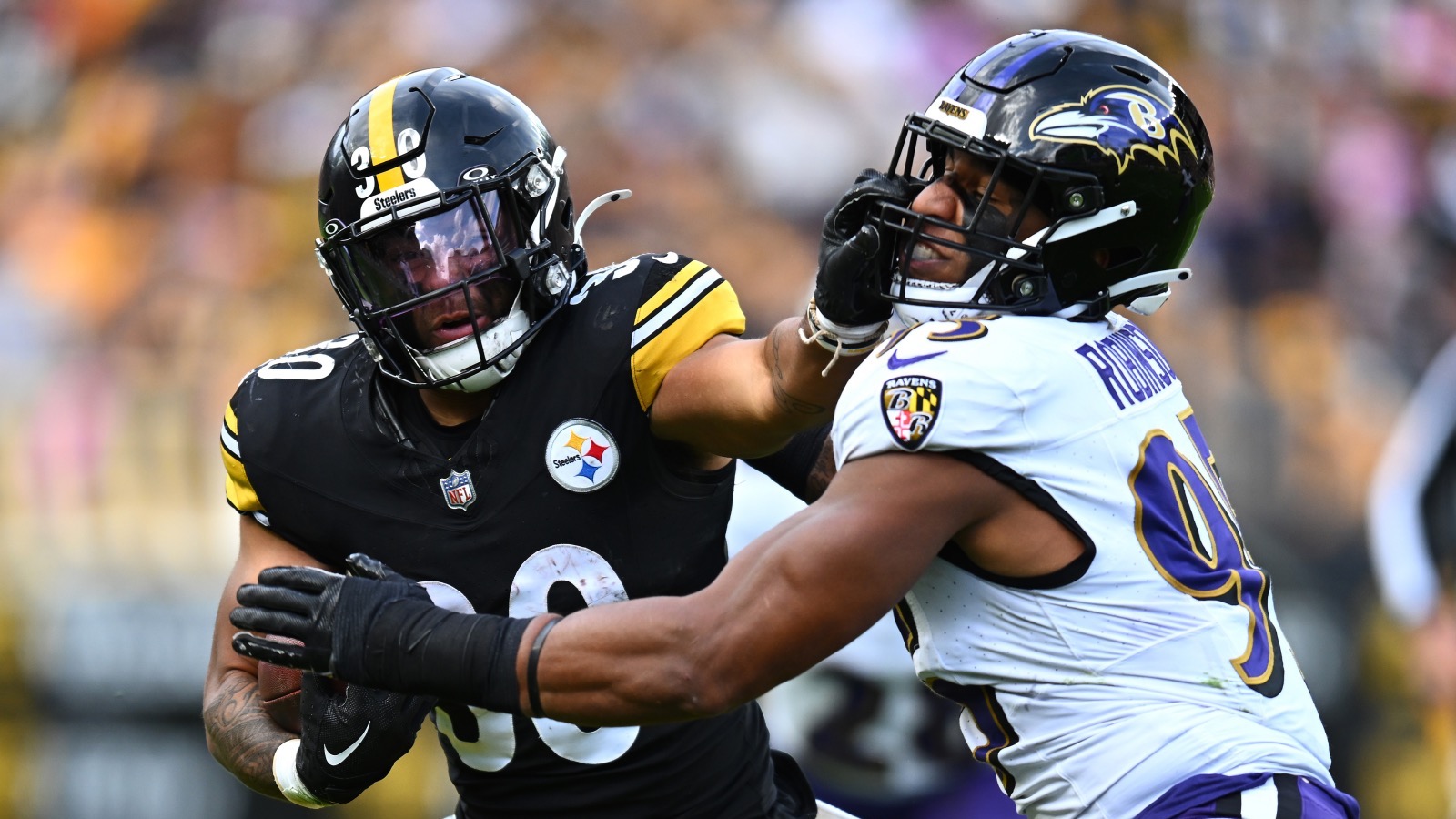 Pittsburgh Steelers stave off Baltimore Ravens for key AFC North win