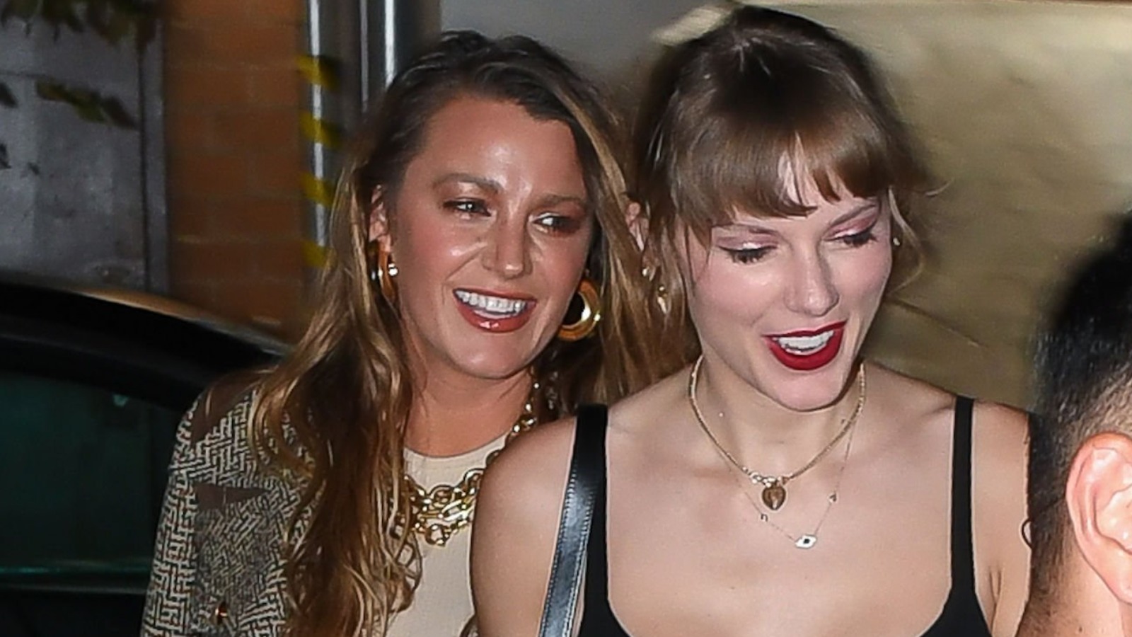 Taylor Swift brings Blake Lively, Ryan Reynolds and Hugh Jackman