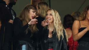 Taylor Swift talks with Brittany Mahomes