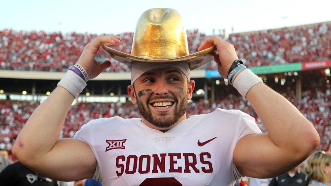 Baker Mayfield Texas Oklahoma Red River Rivalry Horns Down