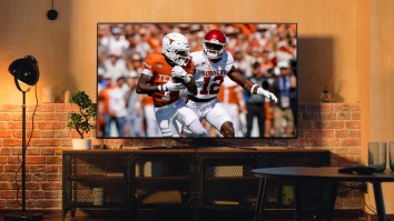 Absurdly Long Red River Rivalry T.V. Broadcast Proves College Football Needs Less Commercials