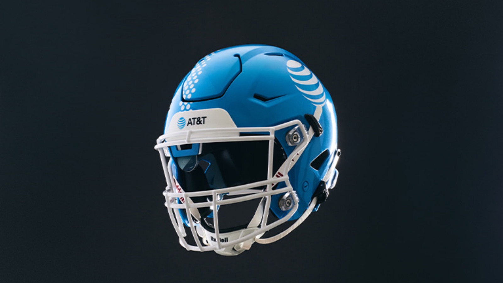 Gallaudet Football augmented reality helmets with AT&T 5G connectivity