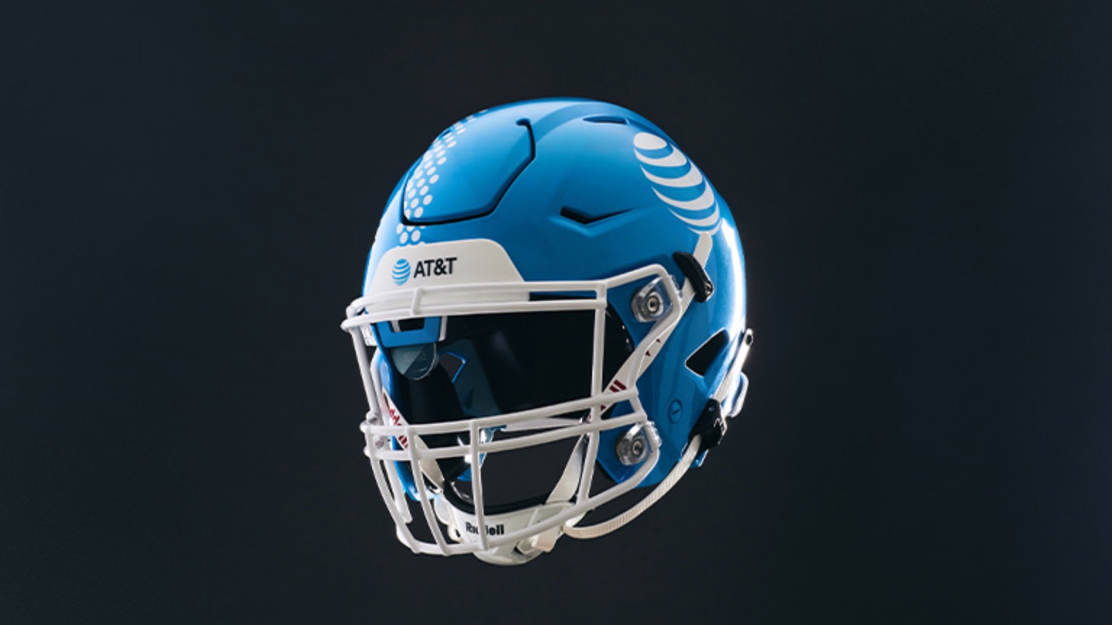 Football Team Debuting FirstOfItsKind Augmented Reality Helmets