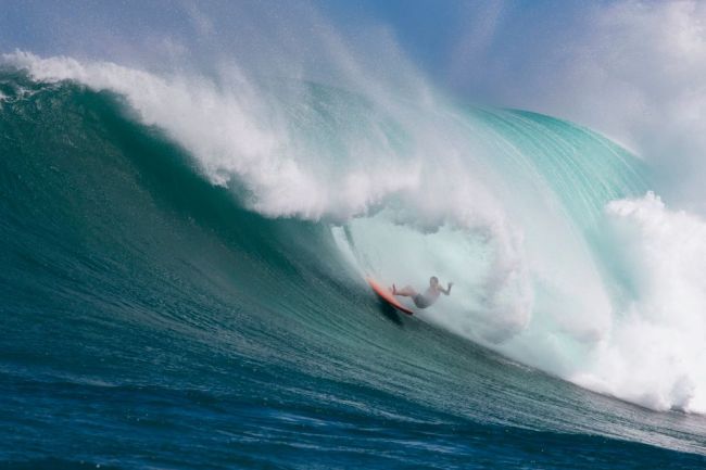 Is big wave surfing dangerous? 