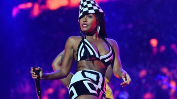 Janelle Monae Spotted Dancing At Night Club That Former NBA Star Lou Williams Would Frequent For Its Lemon Pepper Wings