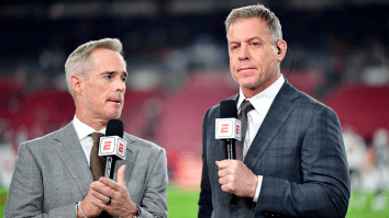 Fans Loved Joe Buck Calling Out Troy Aikman For Being A Fake Texas Rangers Fan