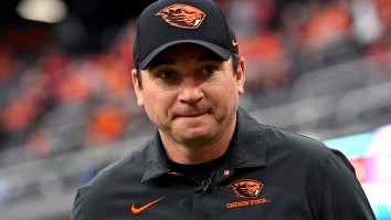 Oregon State Coach Apologizes For Using Lewd Gesture To Instruct Players To Milk The Clock