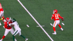 Jets Screwed By Refs Missing Obvious Holding Call On Patrick Mahomes’ Long Run