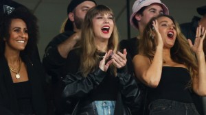 Taylor Swift cheering at Jets game