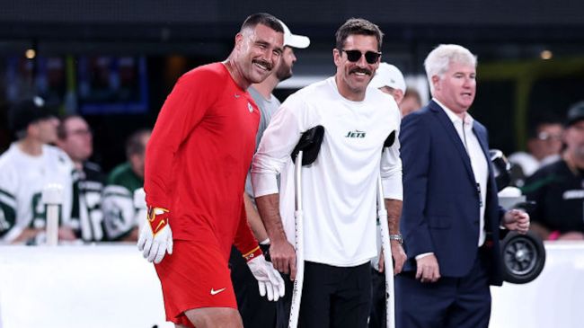 travis kelce and aaron rodgers