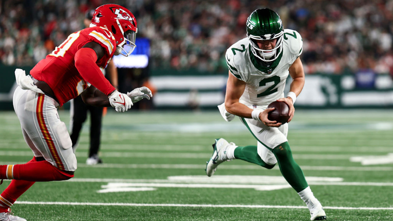 New York Jets quarterback Zach Wilson takes ownership for fumbled snap in  'SNF' loss vs. Kansas City Chiefs