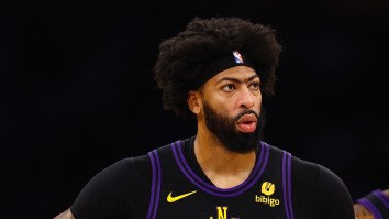 Lakers Star Anthony Davis Gets Dominated By Domantas Sabonis, Lets LeBron Down