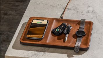 The Courant Catch 3 Classics Is More Than Just A ‘Catch-All’ Tray…It’s A Charging Pad!