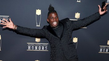 Dolphins WR Tyreek Hill Marries Longtime Fiancée; Sister Of NFL Player