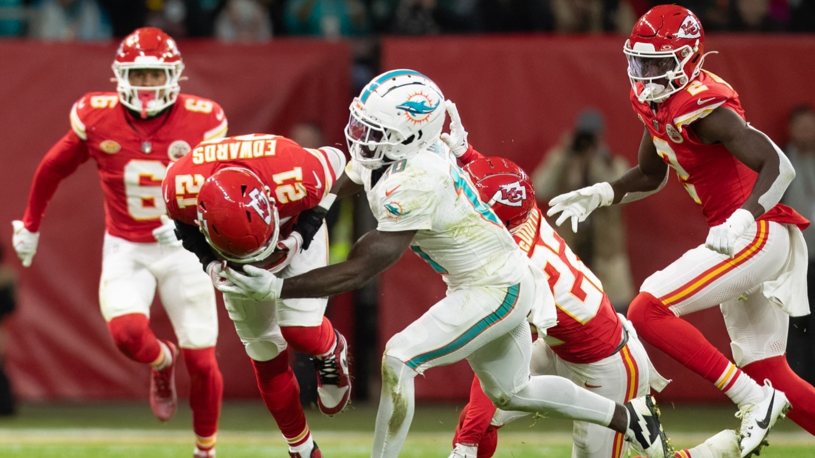Tyreek Hill Dolphins Chiefs
