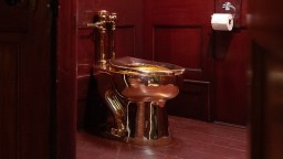 Four Men Arrested For Stealing Solid Gold Toilet Worth $6 Million