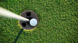 Golfer Defies 1-in-36 Trillion Odds With Aces On Back-To-Back Par 4s