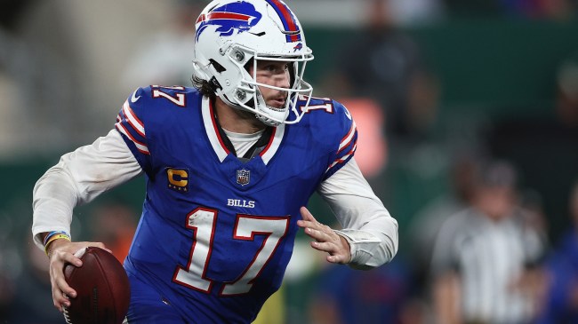 Josh Allen scrambles in a game between the Bills and the Jets.